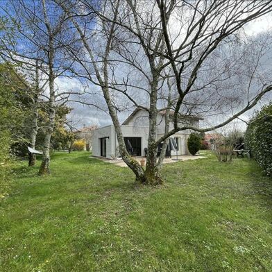 Maison 5 pièces 595650 €