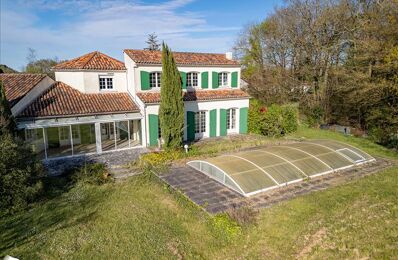 vente maison 627 000 € à proximité de Mazeray (17400)