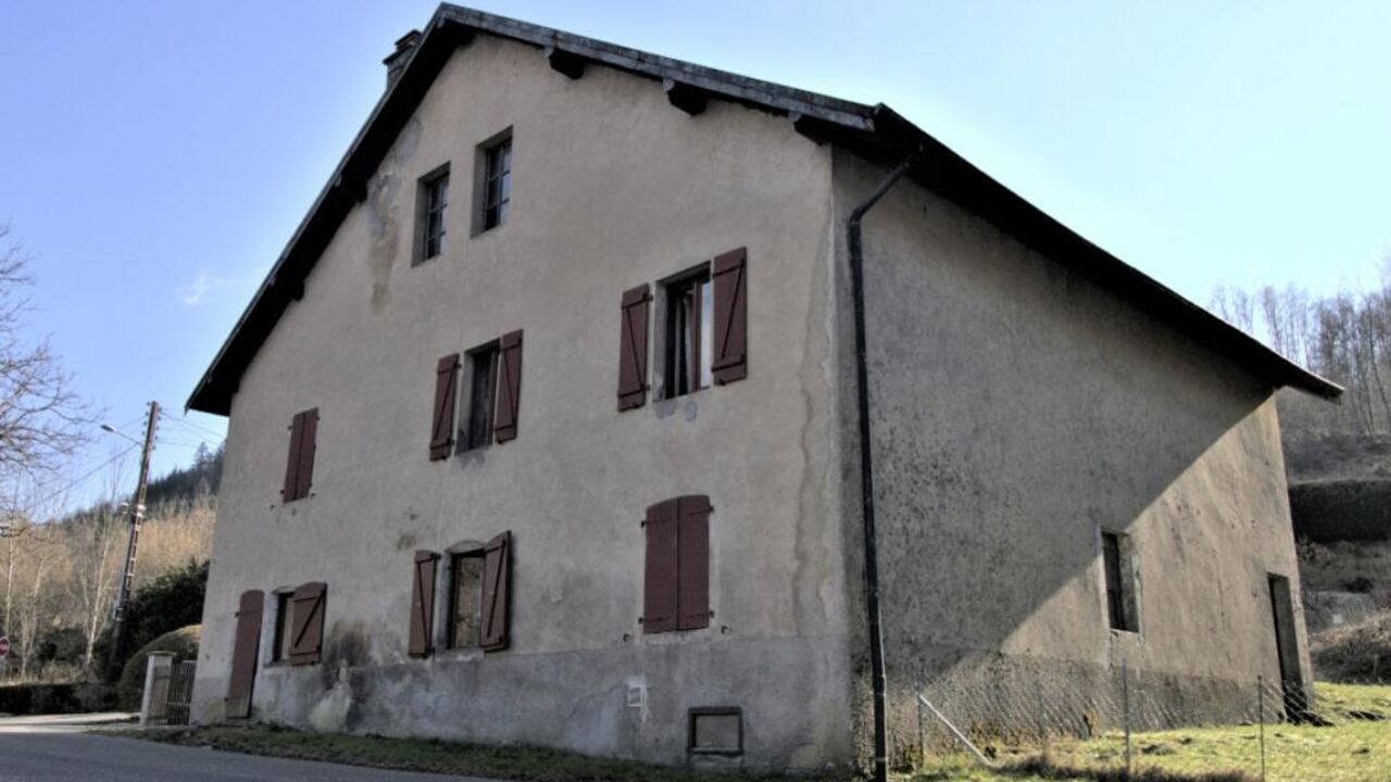 maison 7 pièces 114 m2 à vendre à Fresse-sur-Moselle (88160)