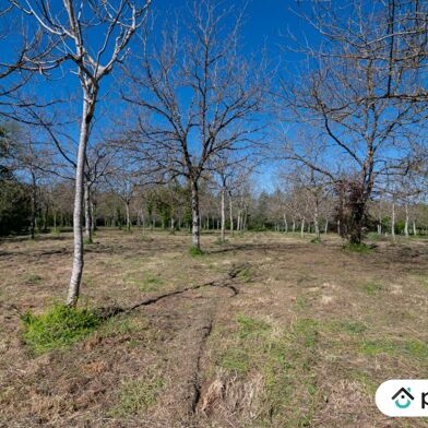 Terrain  94000 €