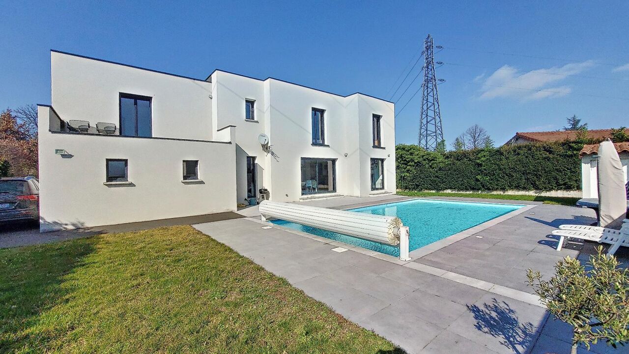 maison 5 pièces 139 m2 à louer à Saint-Chamond (42400)