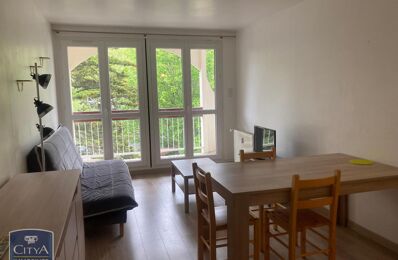 location appartement 660 € CC /mois à proximité de Sarrigné (49800)
