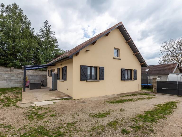 Briord Maison individuelle de 113 m² sur parcelle de 510 m² — photo 1