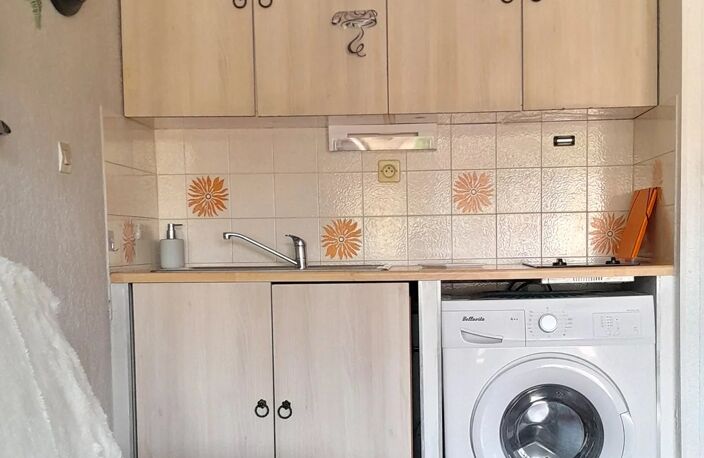 STUDIO À VENDRE À SAINT-MANDRIER - SECTEUR DU PIN ROLAND — photo 4