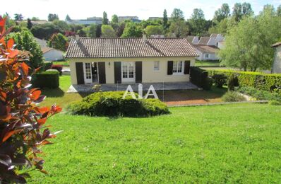 vente maison 164 300 € à proximité de La Faye (16700)