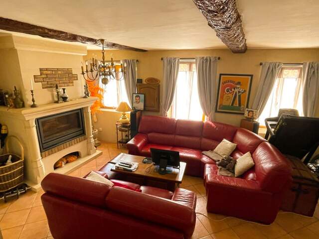 Maison - 105m ² — photo du bien