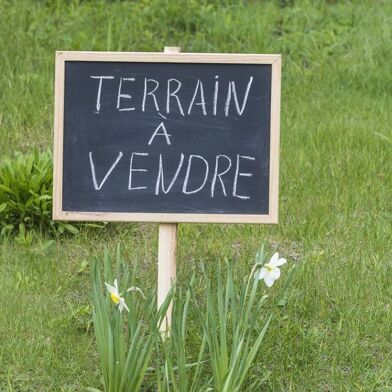 Terrain  219000 €