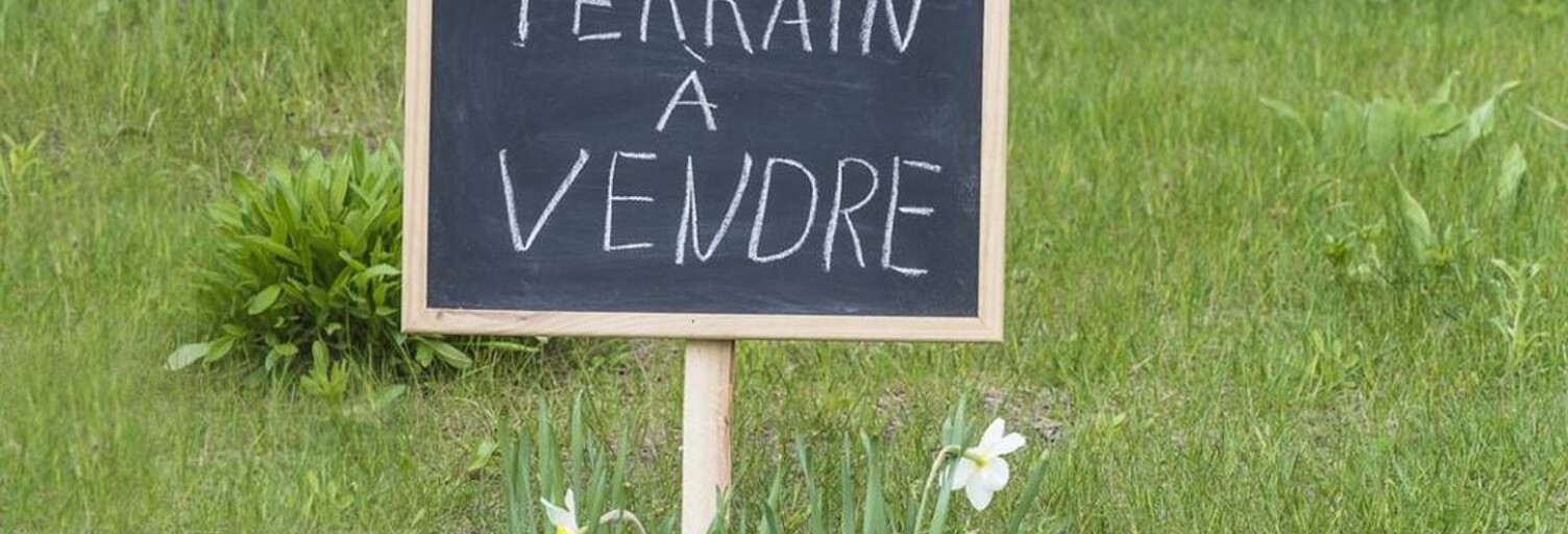 Terrain  2278 m² à vendre à Saint-Nazaire-d'Aude (11120)