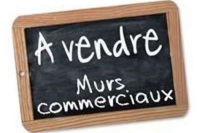 Commerce 12 pièces 472500 €