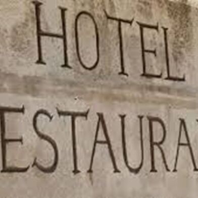 Commerce 20 pièces 481500 €