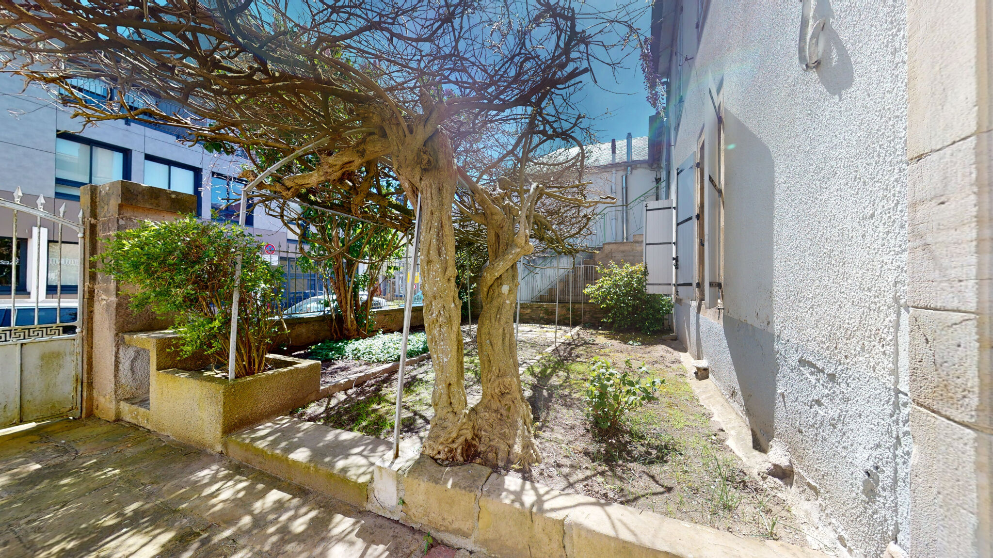 Villa / Maison  T6 à vendre Réquista 12170