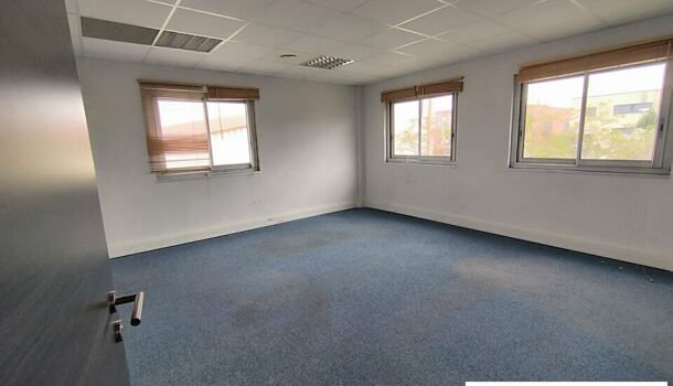 Bureau  à louer Saint-Aunès 34130