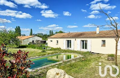 vente maison 230 000 € à proximité de Vouillé-les-Marais (85450)