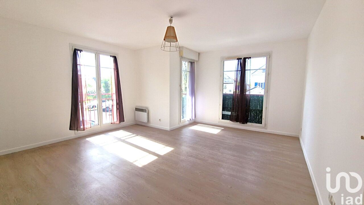 appartement 2 pièces 52 m2 à vendre à Lieusaint (77127)