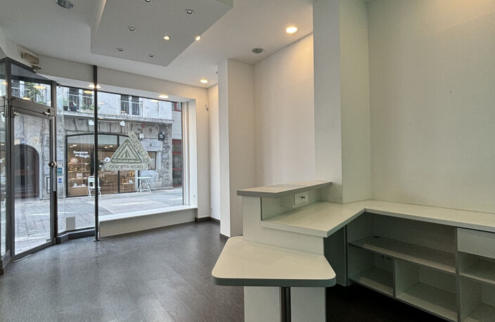 Local Commercial 41 m2 — photo 4