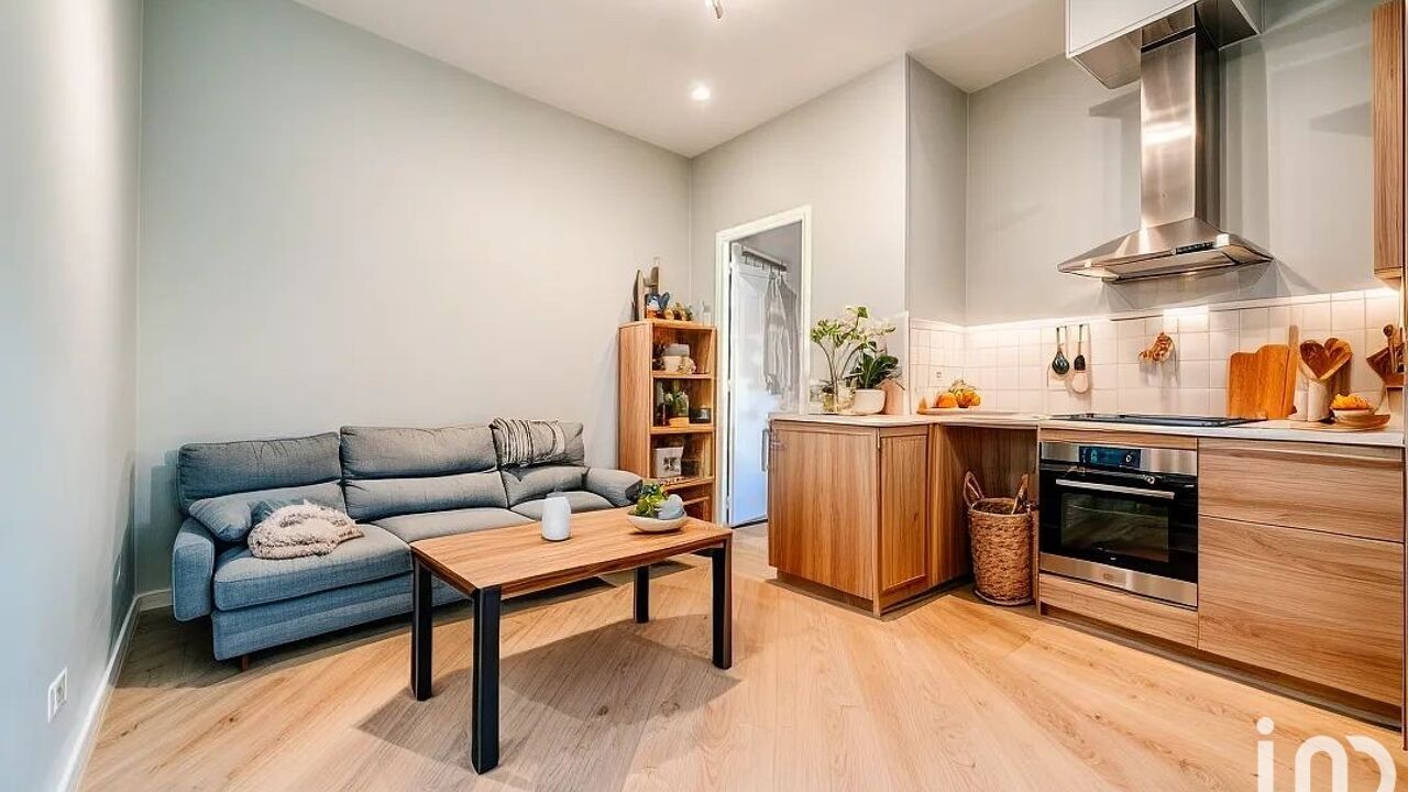 appartement 2 pièces 27 m2 à vendre à Ivry-sur-Seine (94200)