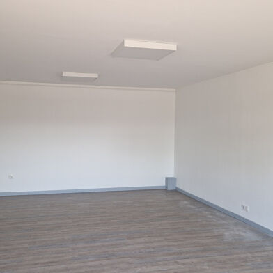 Bureau 1 pièces 694 €