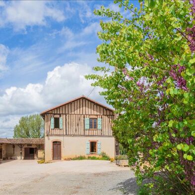 Maison 5 pièces 379800 €