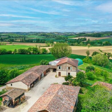 Maison 5 pièces 379800 €