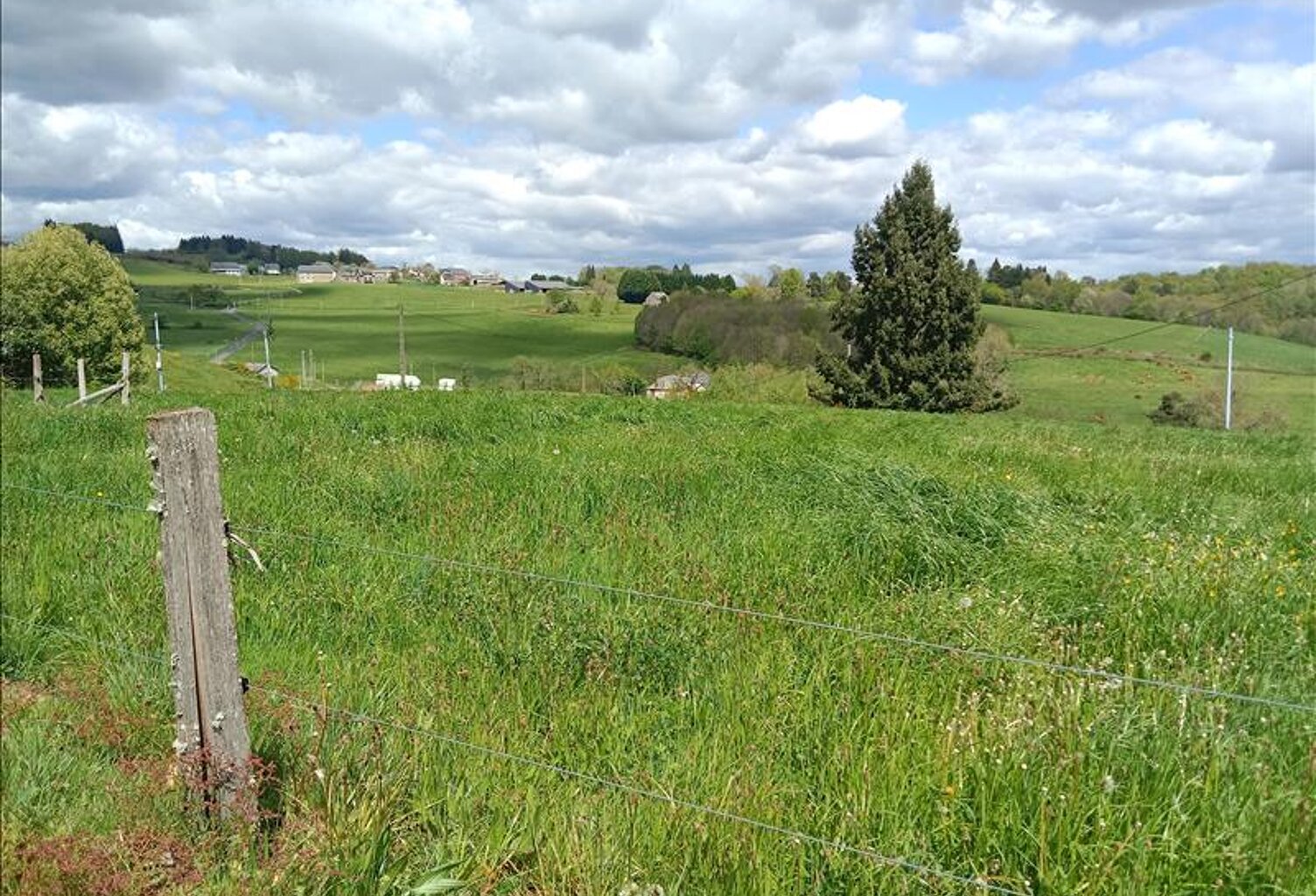 Terrain à bâtir de 0 pièces principales — photo 1