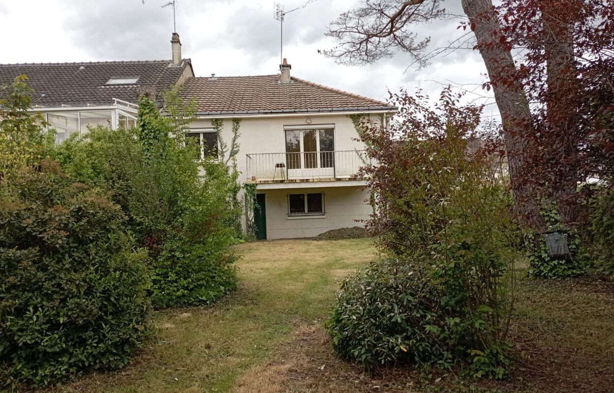 maison 5 pièces 115 m2 à vendre à Châteauroux (36000)