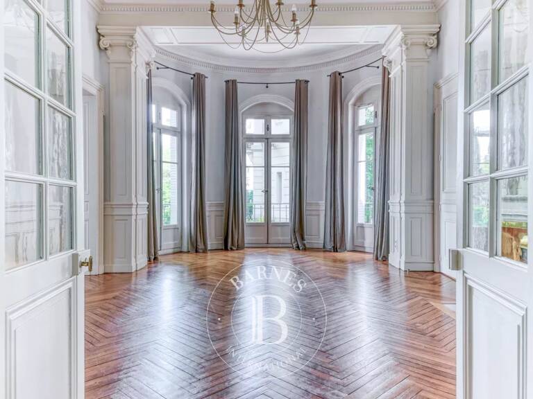 Lyon 6 - Boulevard des Belges - Appartement non-meublé de 367,45 m² - Garage - Balcon - 4 Chambres — photo 1