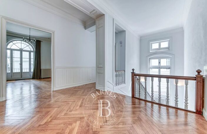 Lyon 6 - Boulevard des Belges - Appartement non-meublé de 367,45 m² - Garage - Balcon - 4 Chambres — photo 4