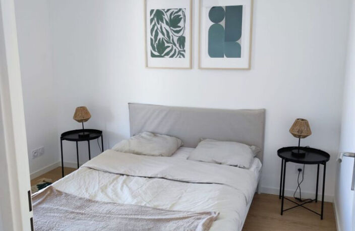 Appartement Bordeaux 4 pièce(s) 82.28 m2 — photo 3