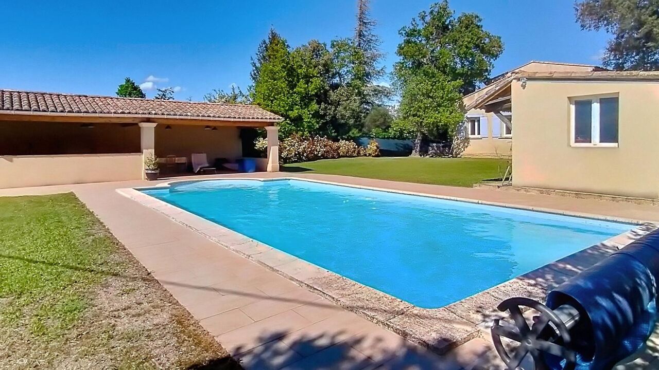 maison 8 pièces 215 m2 à vendre à Velleron (84740)