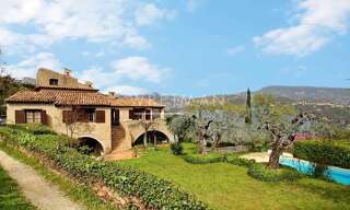 Maison 7 Pièces 240 m² à vendre à Le Broc (06510)