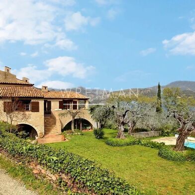 Maison 7 pièces 895000 €