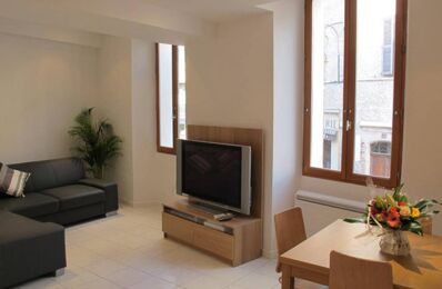 location appartement 1 200 € CC /mois à proximité de Cagnes-sur-Mer (06800)