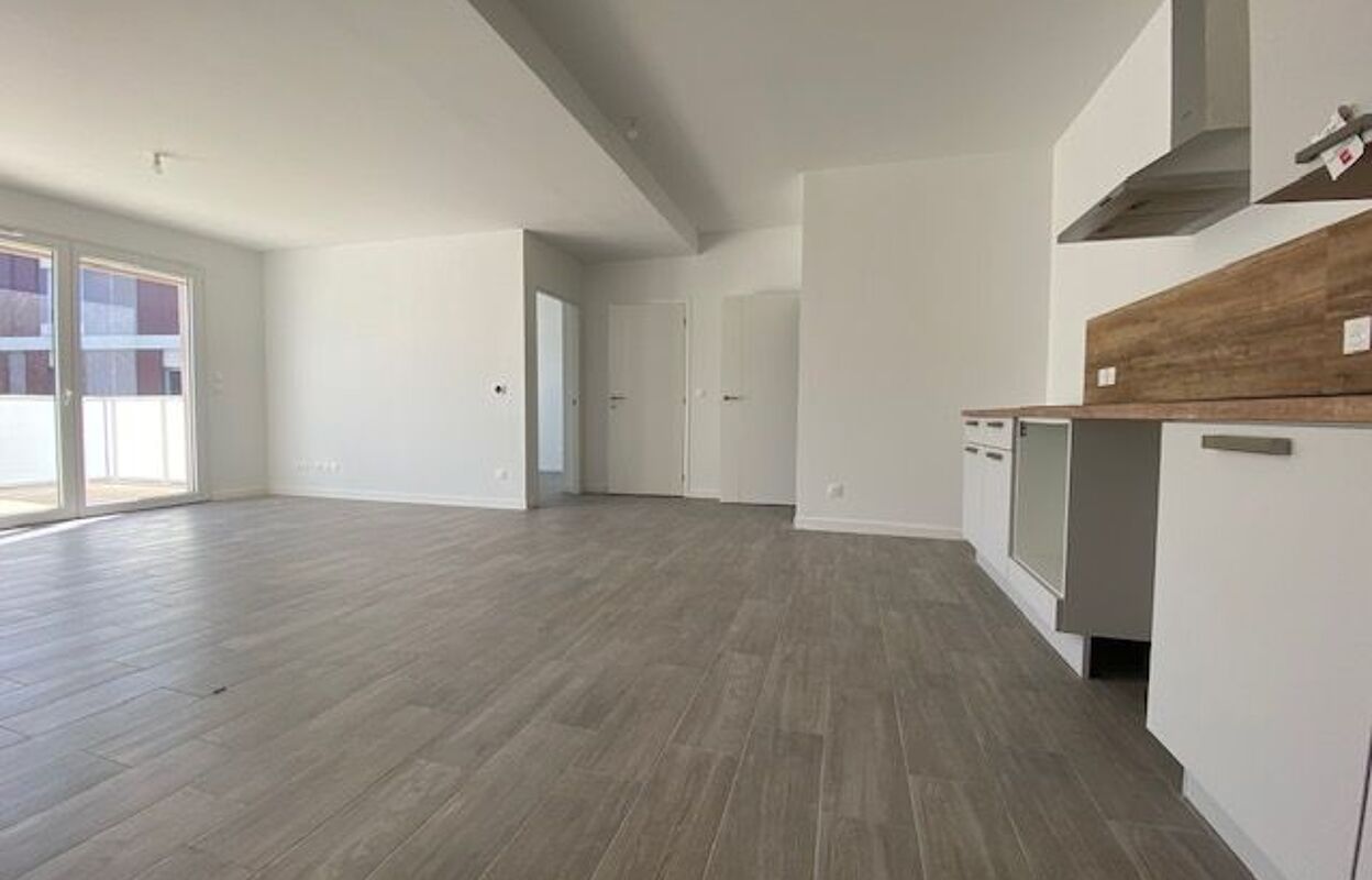 appartement 4 pièces 84 m2 à vendre à Monteux (84170)