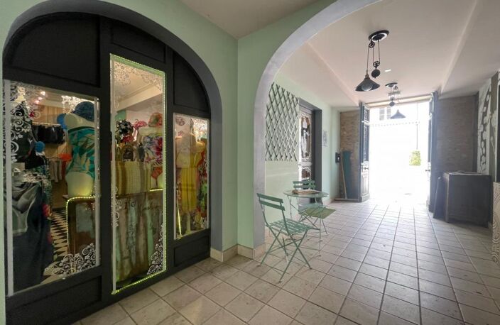 Bien Commercial À Vendre — photo 5