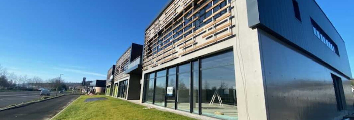 Commerce  457 m² à louer à Landerneau (29800)