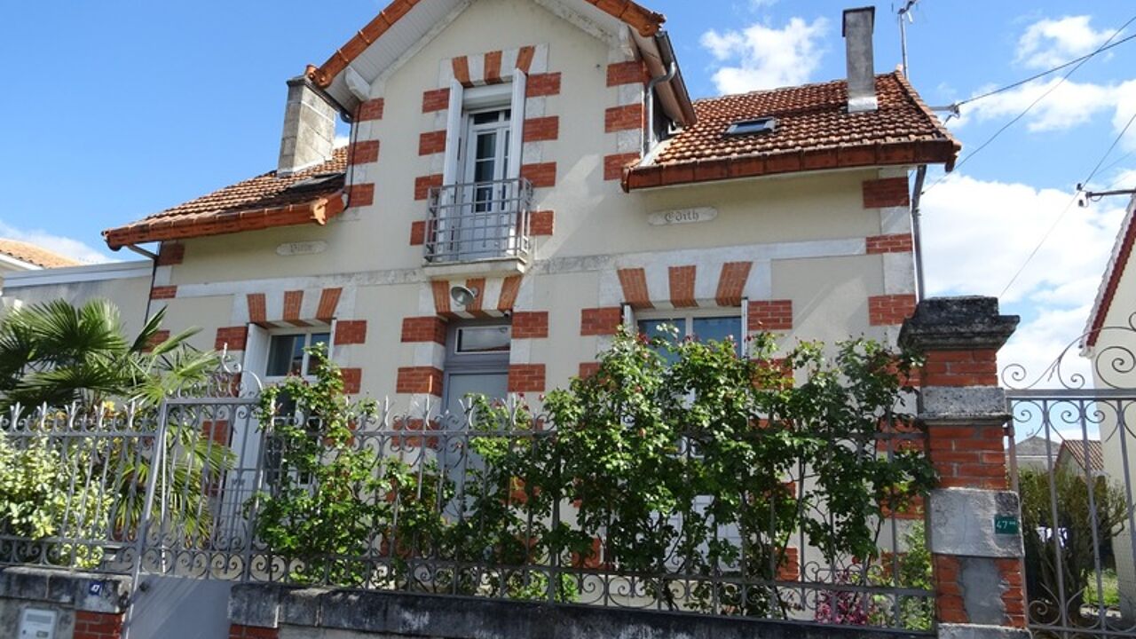 maison 5 pièces 143 m2 à vendre à Gond-Pontouvre (16160)