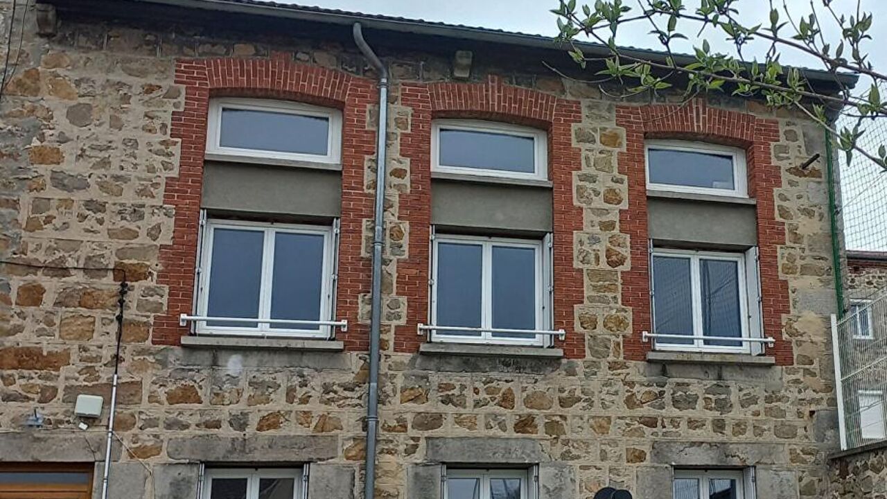 maison 5 pièces 130 m2 à vendre à Saint-Genest-Malifaux (42660)