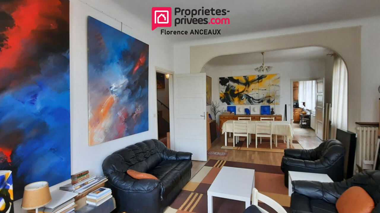 maison 8 pièces 219 m2 à vendre à Saint-Quentin (02100)