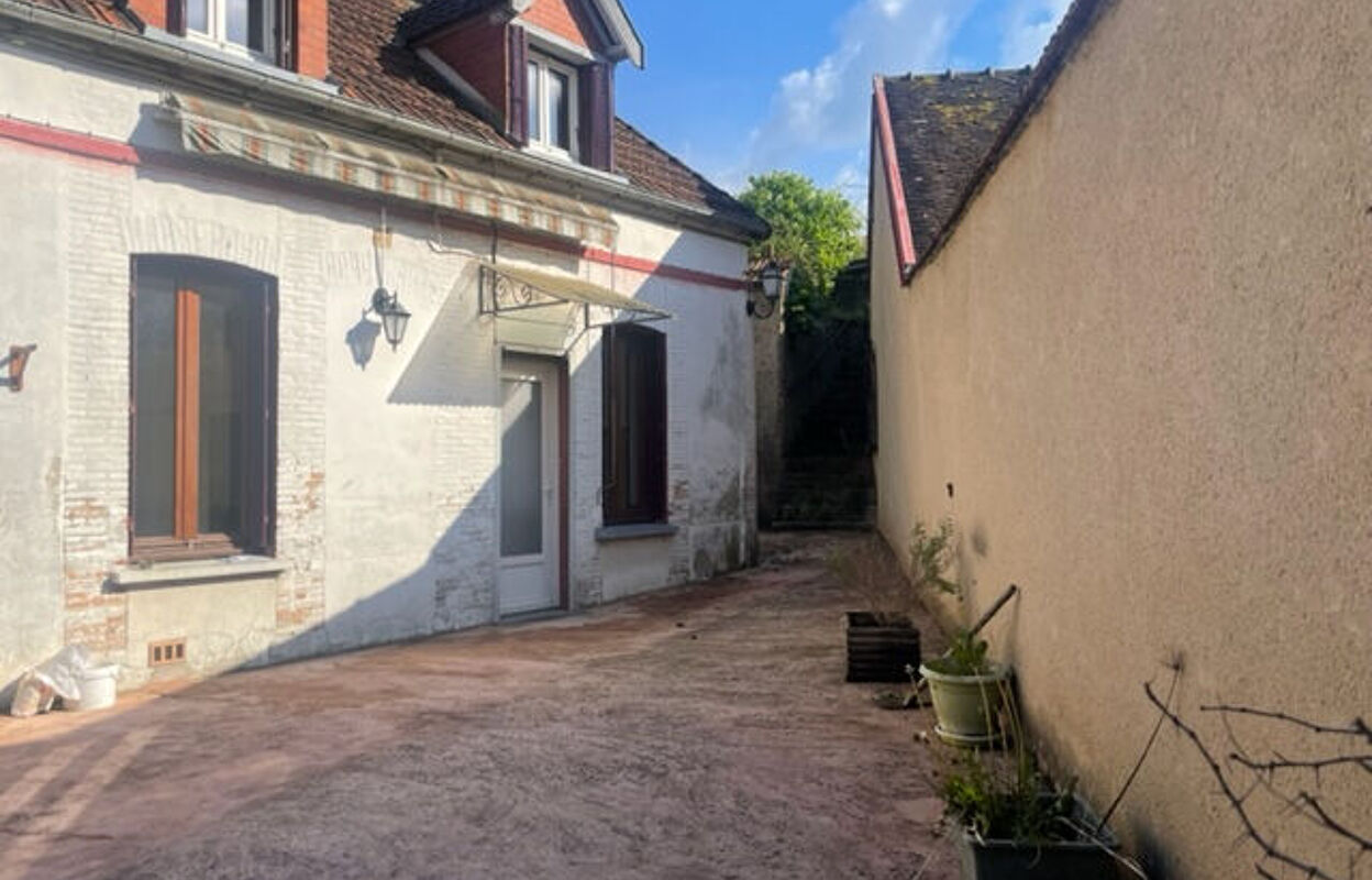 maison 6 pièces 119 m2 à vendre à Sézanne (51120)