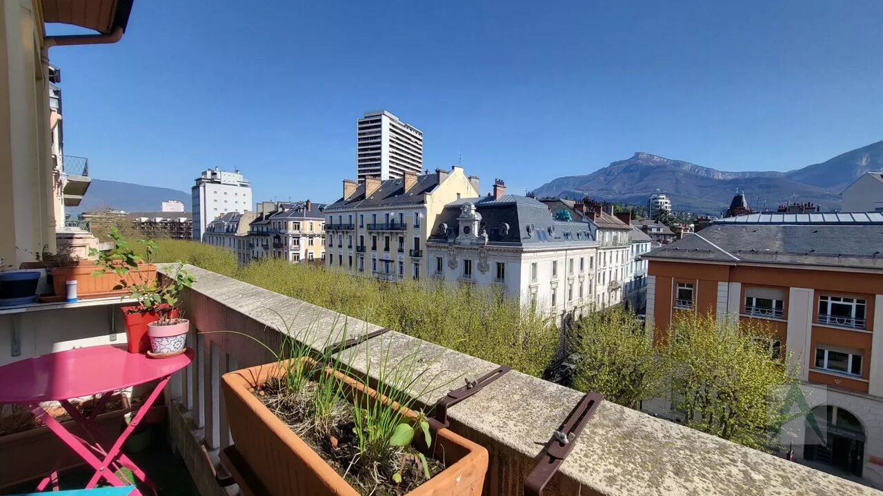 appartement 2 pièces 60 m2 à louer à Chambéry (73000)