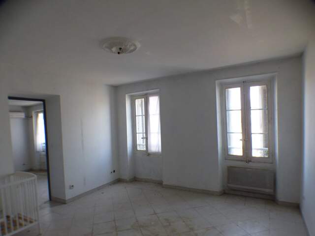 APPARTEMENT F3 DE 55,98 M2 - CŒUR DE VILLAGE — photo du bien