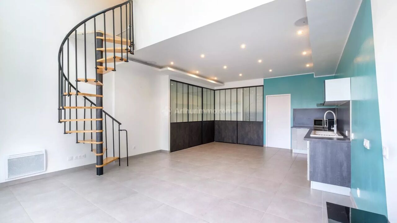 appartement 4 pièces 83 m2 à vendre à Mions (69780)