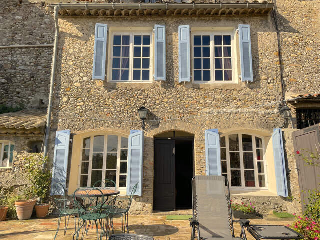 HAUT DE CAGNES Maison en pierre 100 m2 jardin vue dégagée — photo du bien