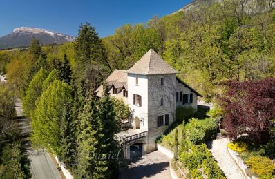 vente maison 700 000 € à proximité de La Roche-des-Arnauds (05400)