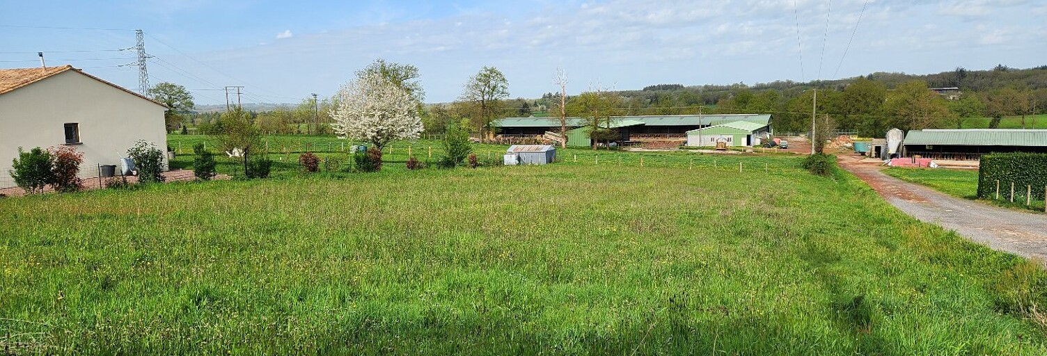 Terrain  3575 m² à vendre à Chabanais (16150)