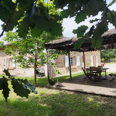 Maison 10 pièces 399000 €