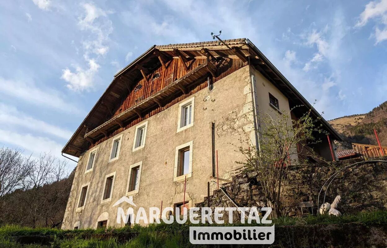 maison 9 pièces 350 m2 à vendre à Mieussy (74440)