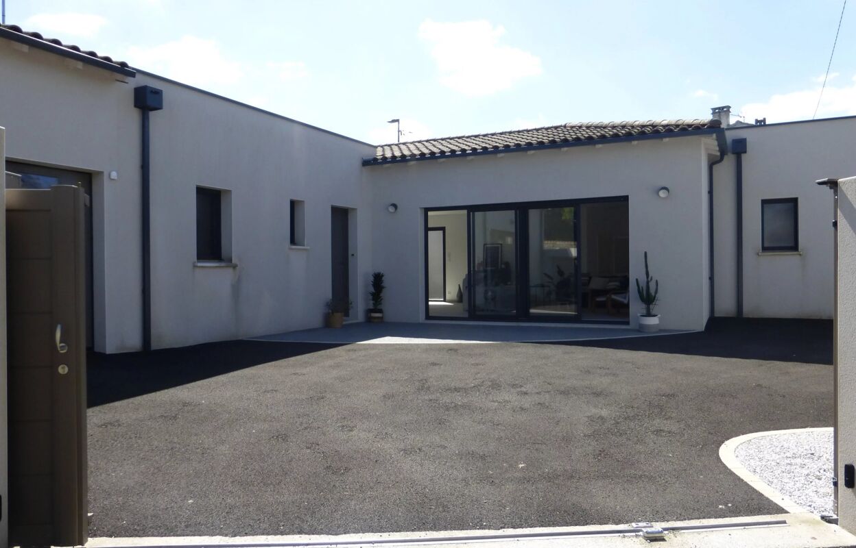 maison 5 pièces 165 m2 à vendre à Niort (79000)