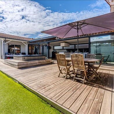 Maison 4 pièces 699000 €