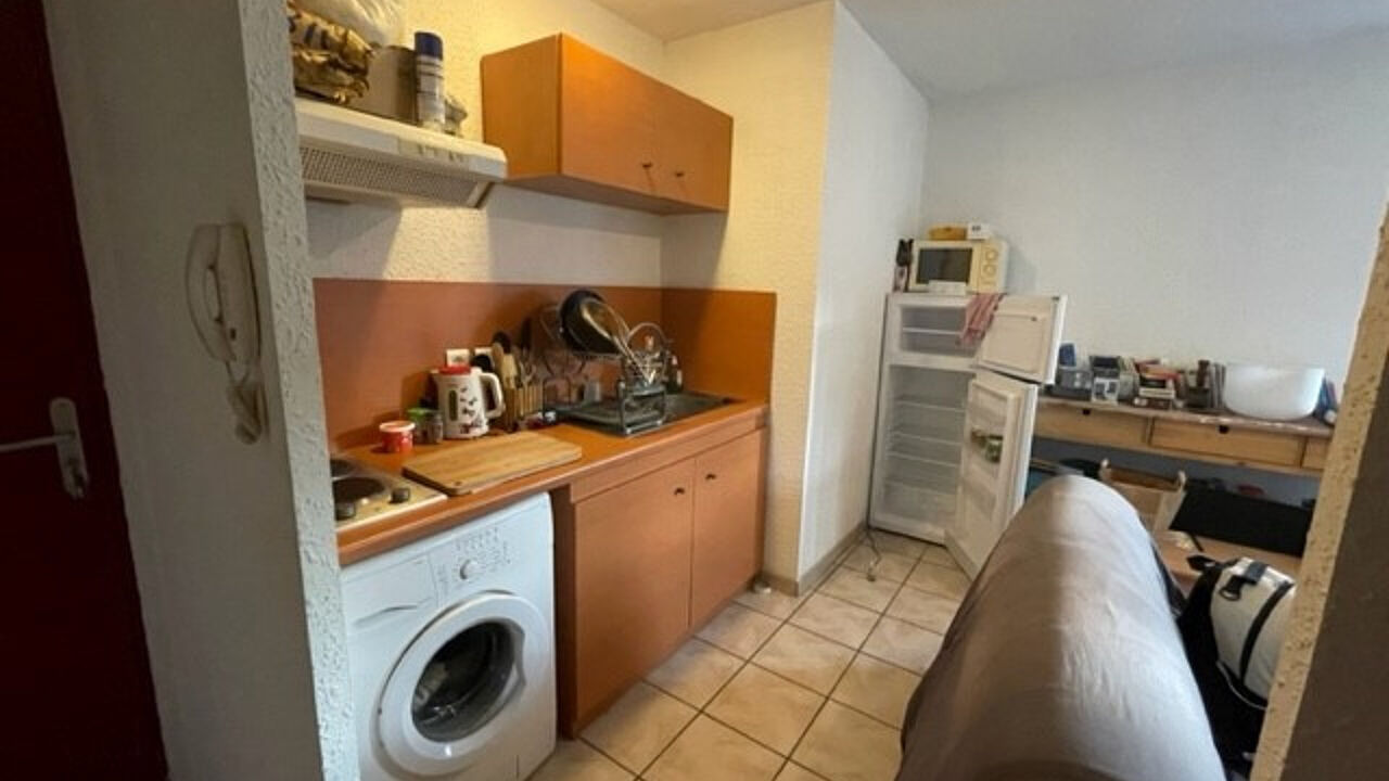 appartement 2 pièces 26 m2 à louer à Nîmes (30900)